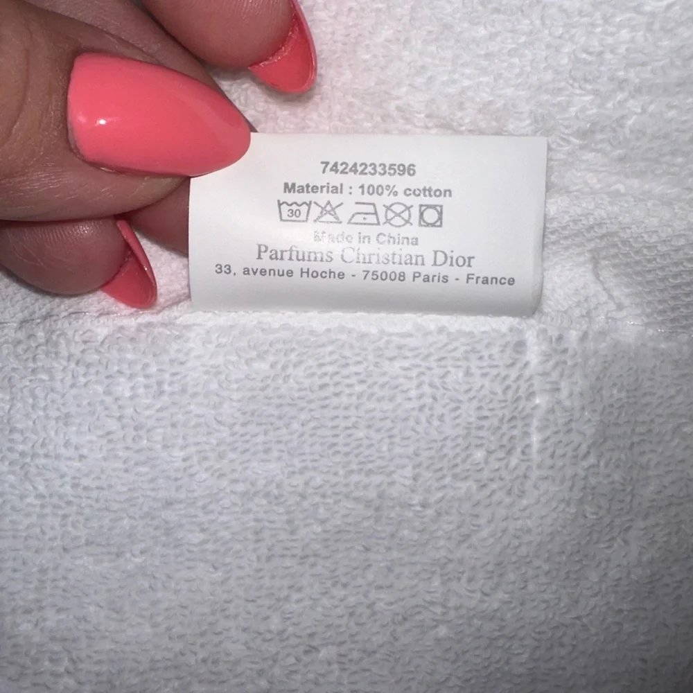 Dior Beauty Face Towel White Logo Cotton Authentic Gift Box